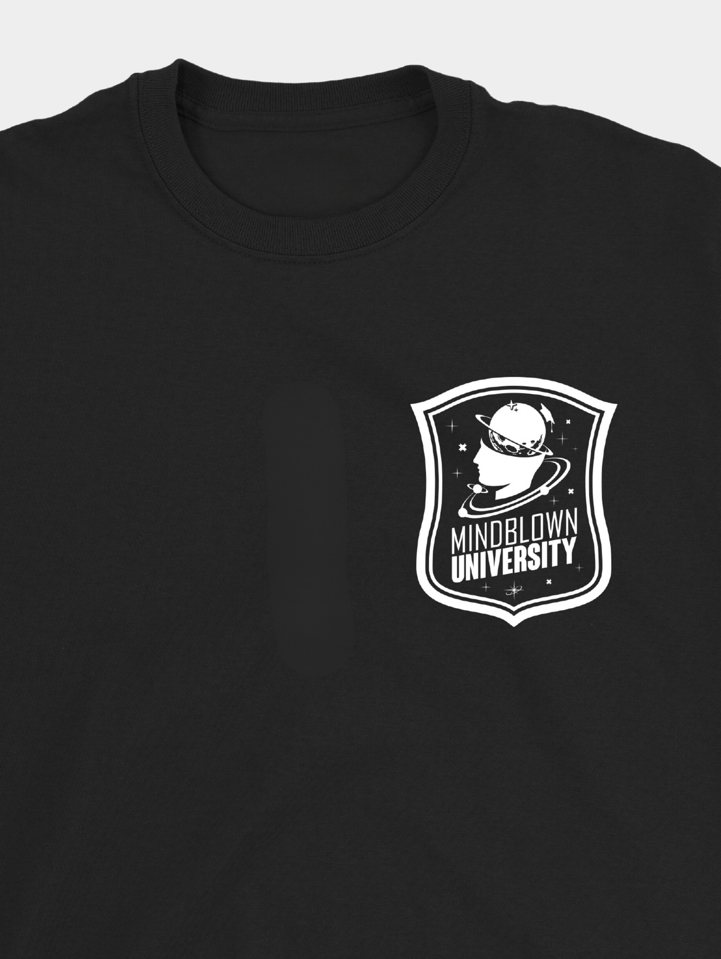 Shirt: Mindblown University Wappen mit Nackenprint - nurcool