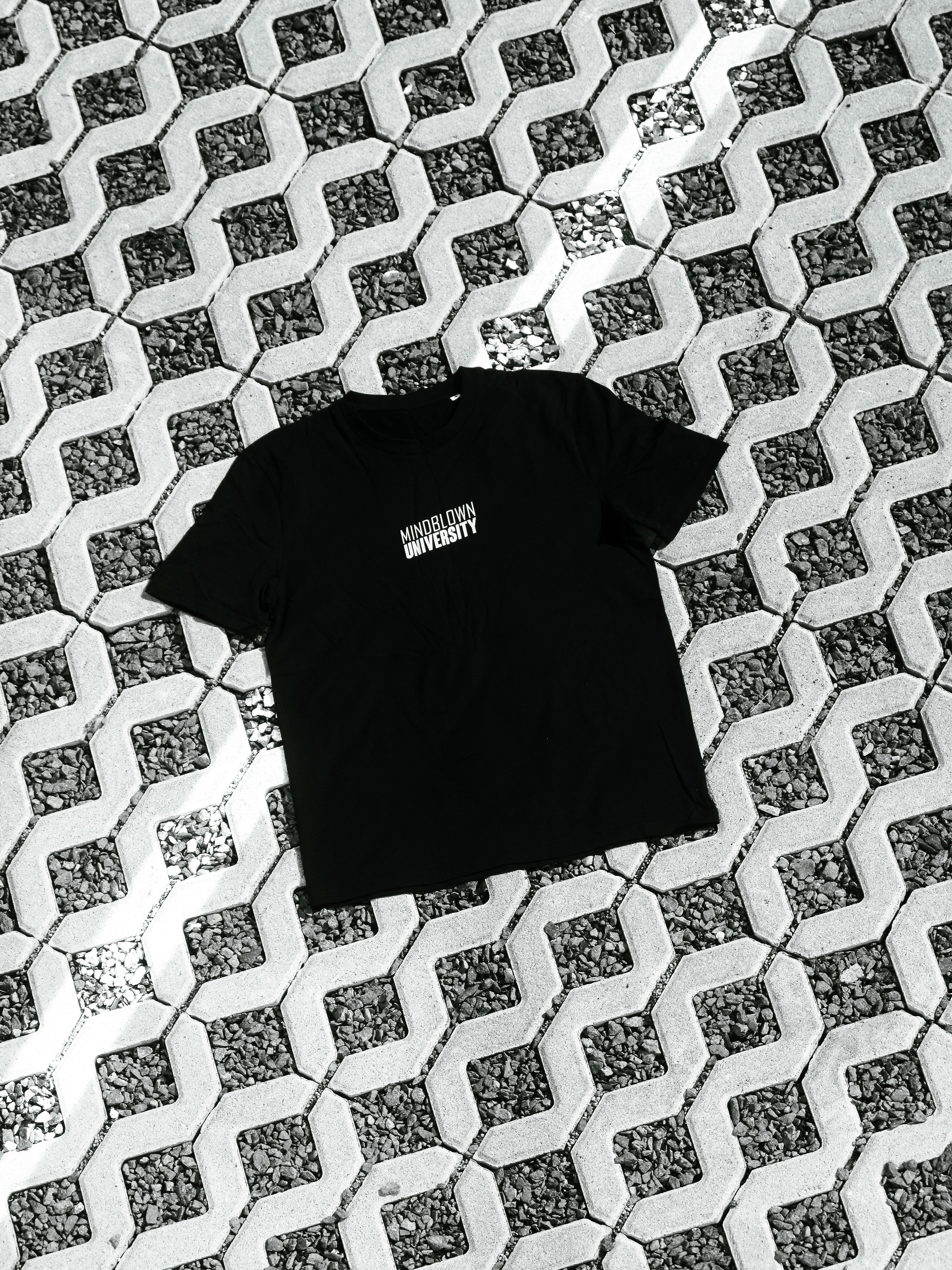 Shirt: Black Hole - nurcool
