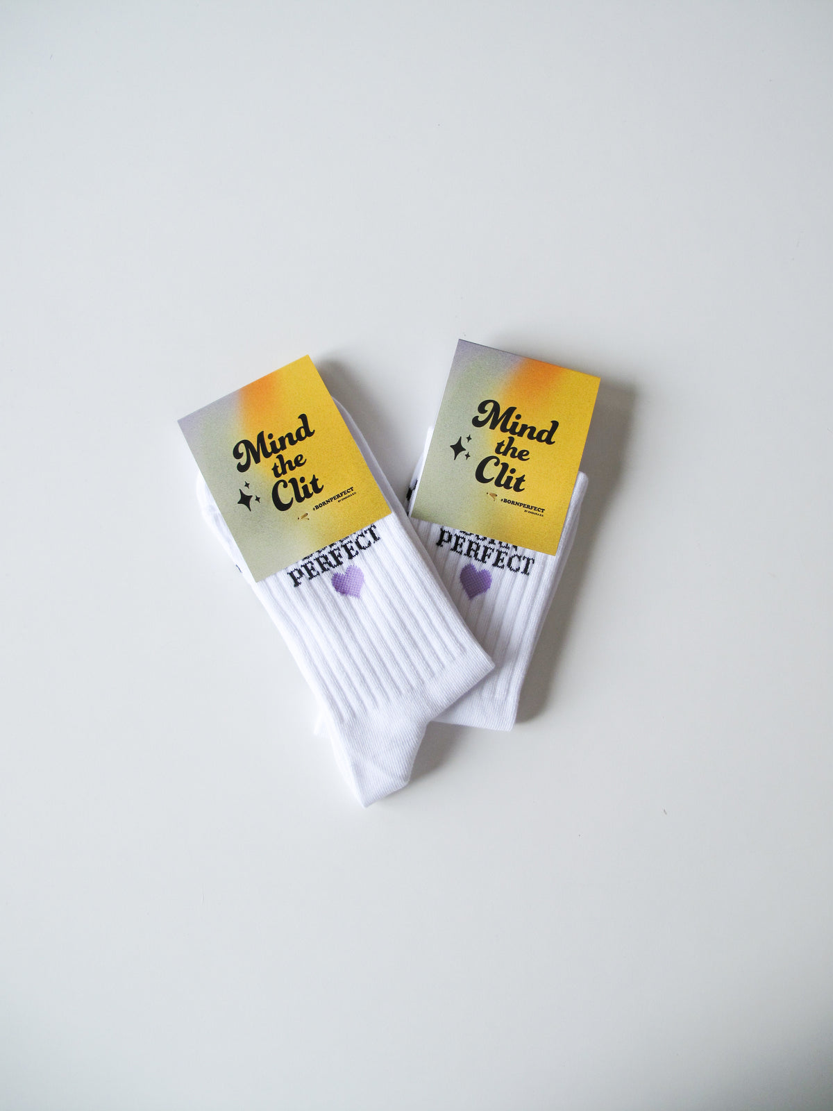 Socken: Mind The Clit x Born Perfect